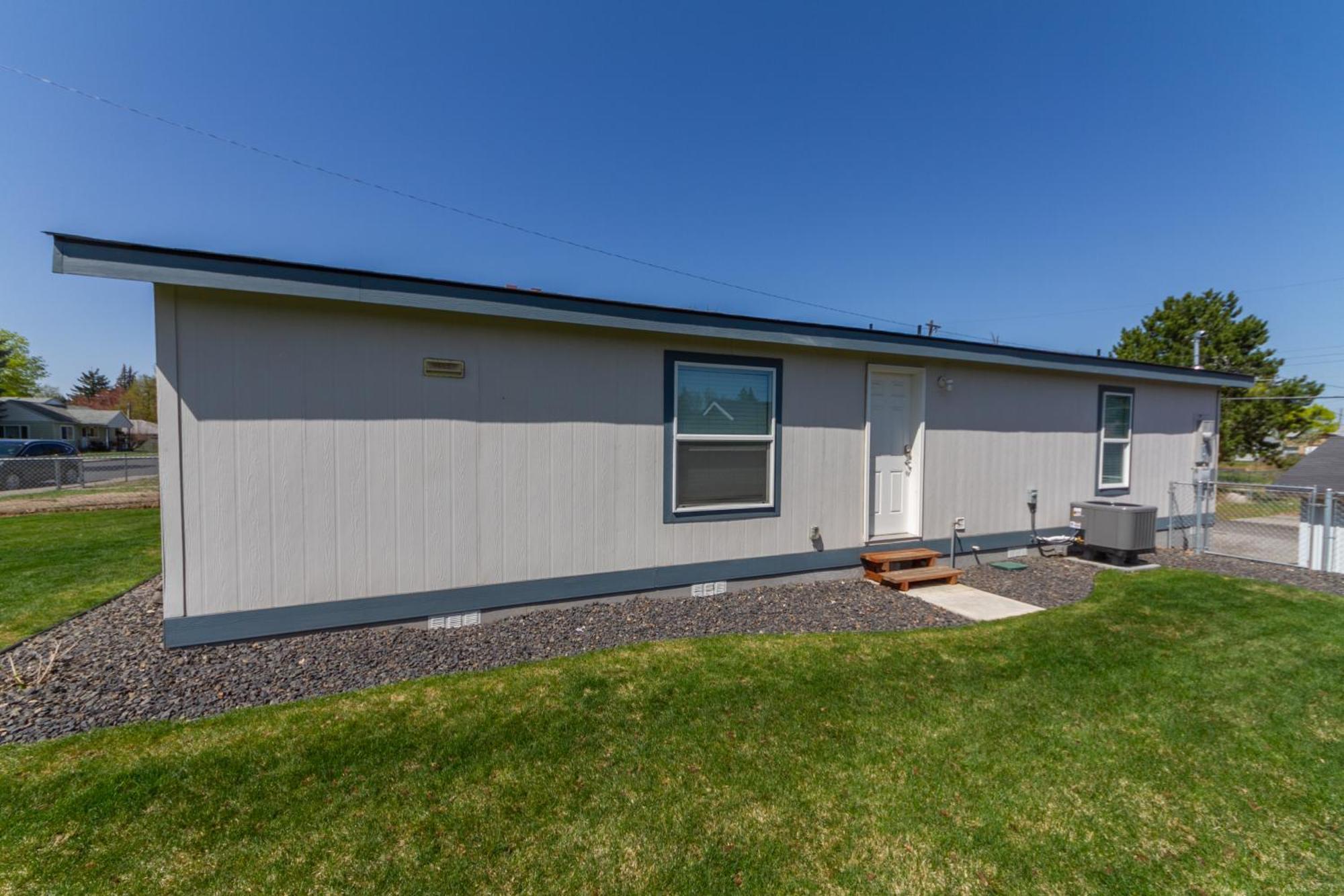 Cute And Cozy 3 Bed 2 Bath Home In North Spokane Exterior foto